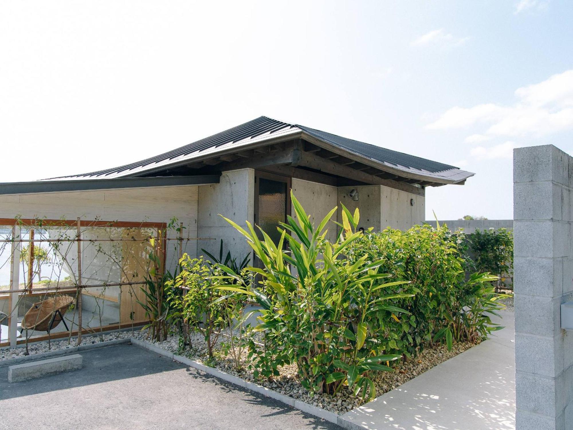 Denpaku The Beachfront Mijora Amami Exterior photo